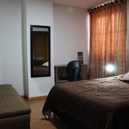Hospedaje Sary House Bogota Buitenkant foto