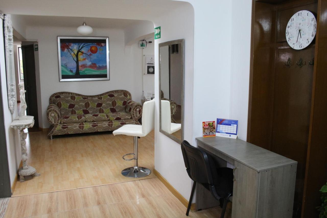 Hospedaje Sary House Bogota Buitenkant foto